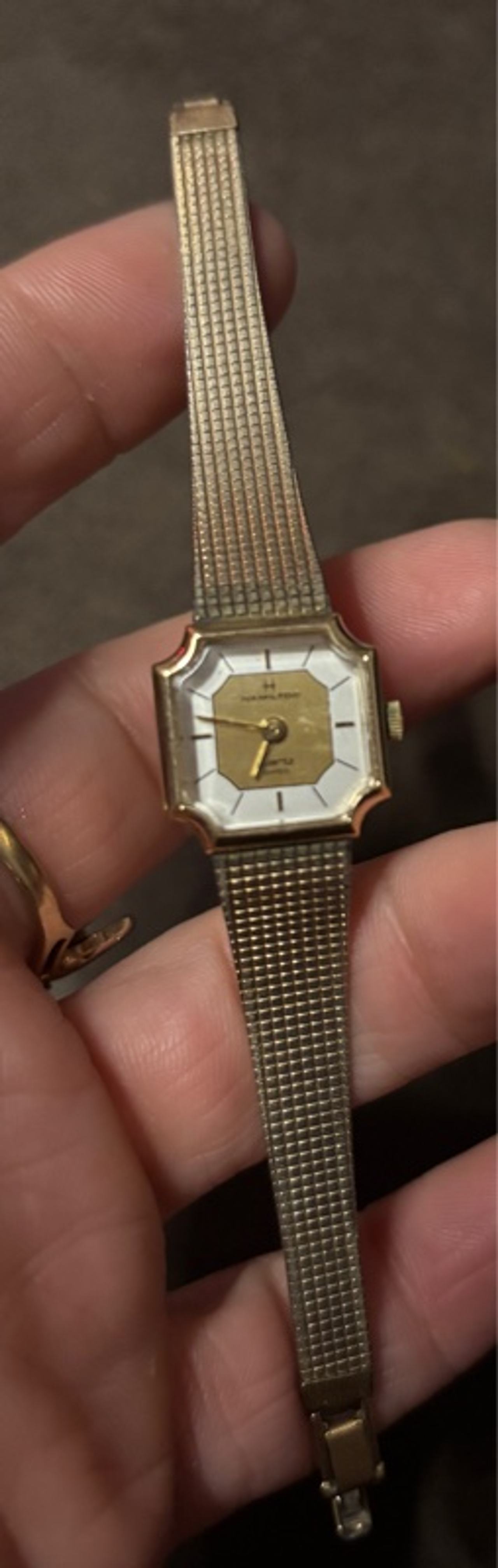 Hamilton 8850 quartz Swiss Women's Gold Tone Octagonal Watch