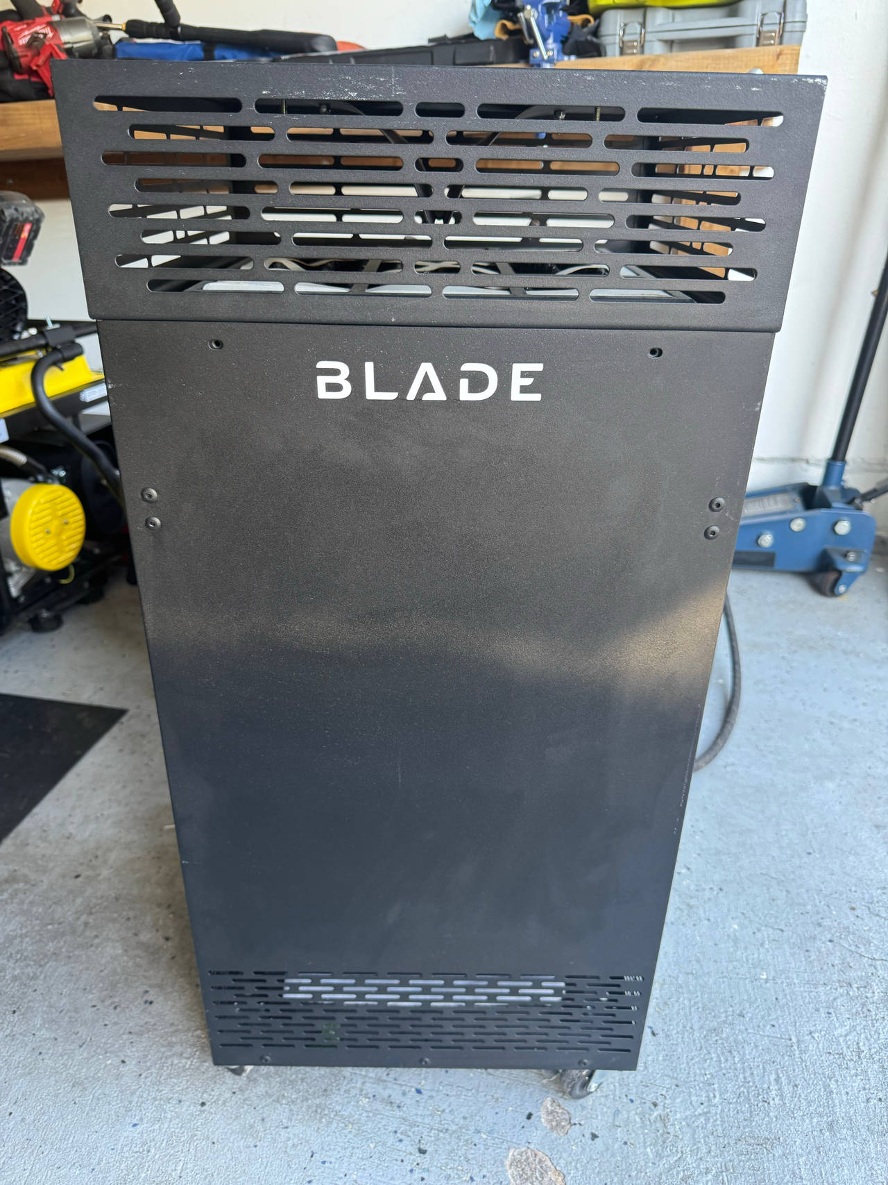 Blade Air Purifier