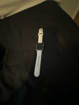 Apple Watch SE 40mm Midnight Aluminum - Image 3