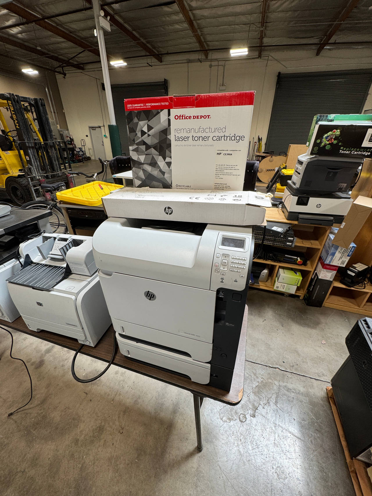 HP Color LaserJet CP3525dn