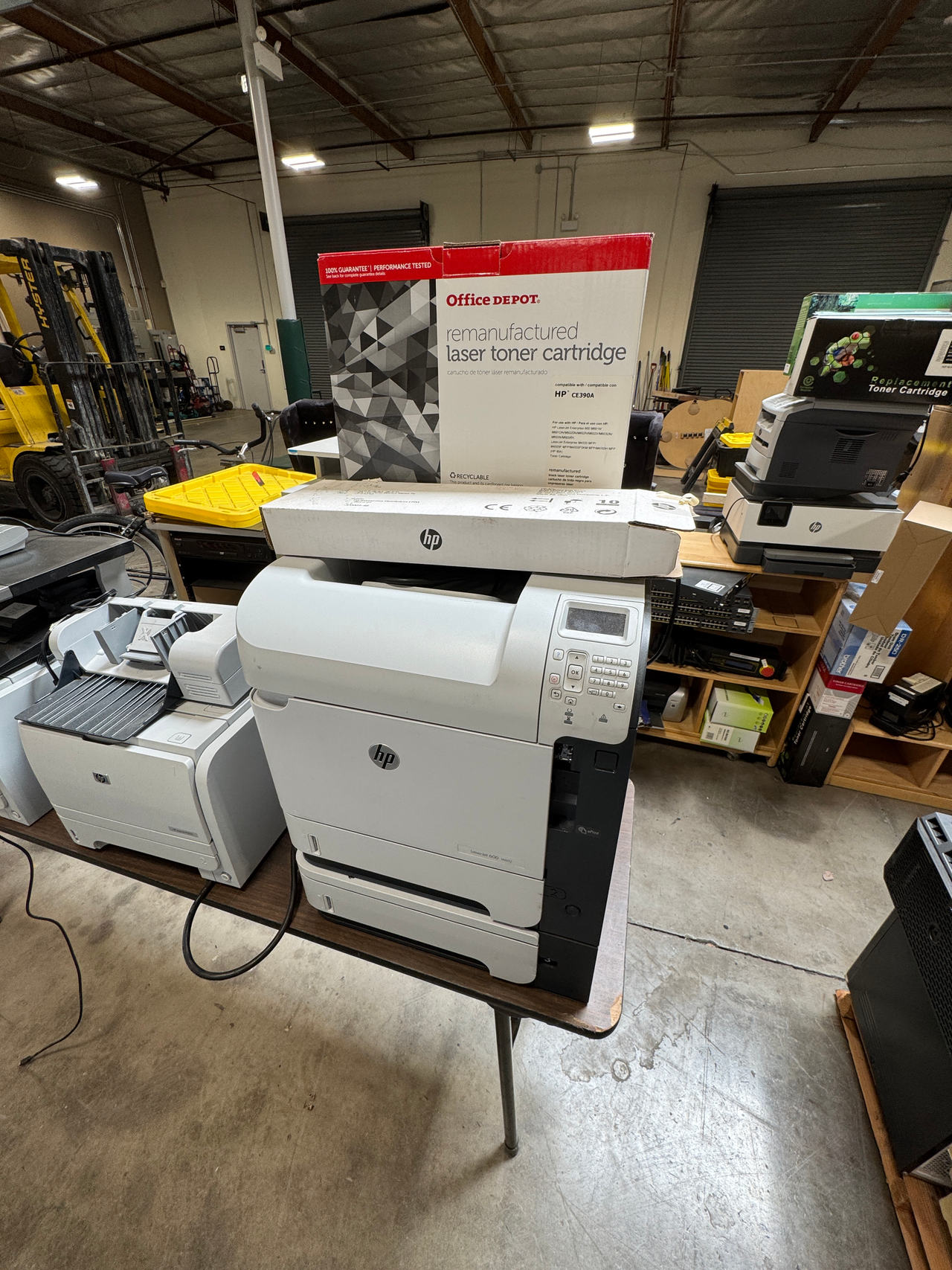 HP Color LaserJet CP3525dn