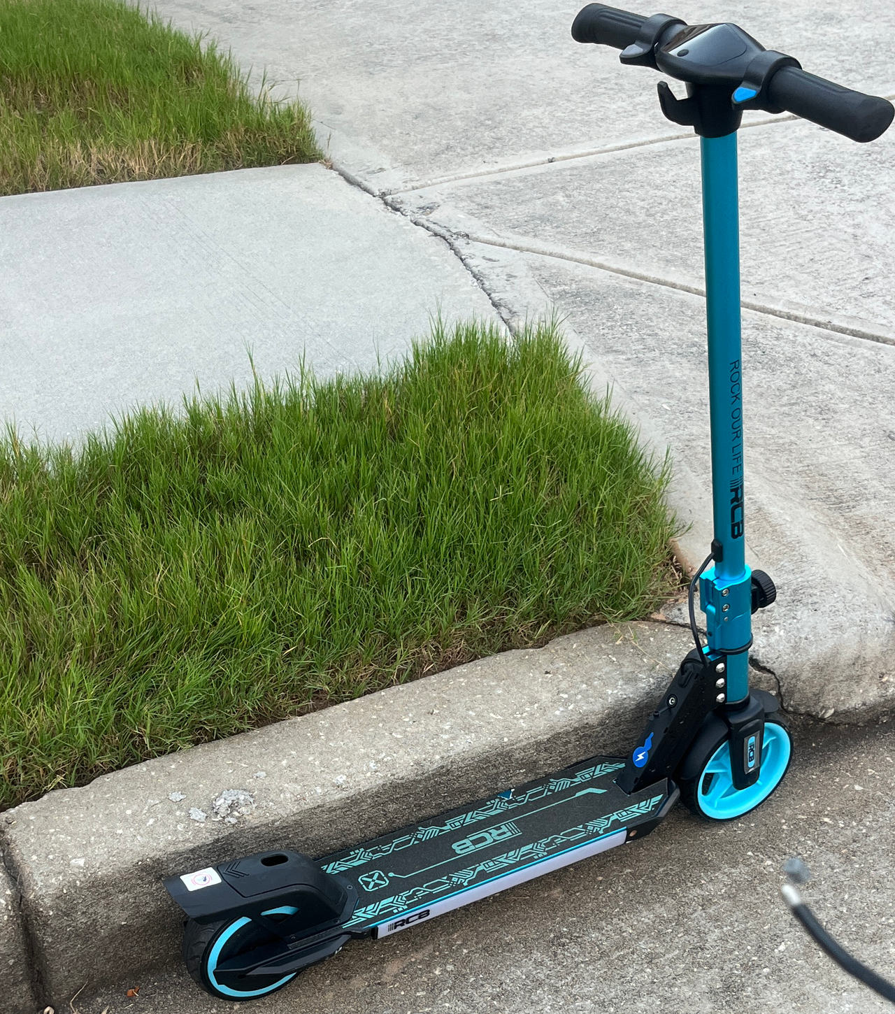 RCB R11 Kids Electric Scooter
