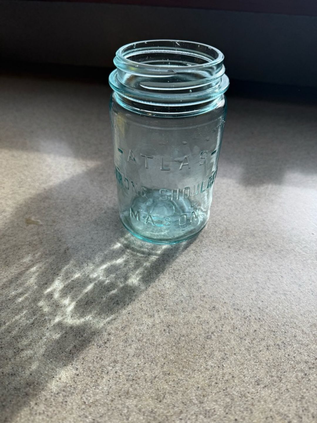 Atlas Strong Shoulder Mason Jar Cornflower Blue Pint