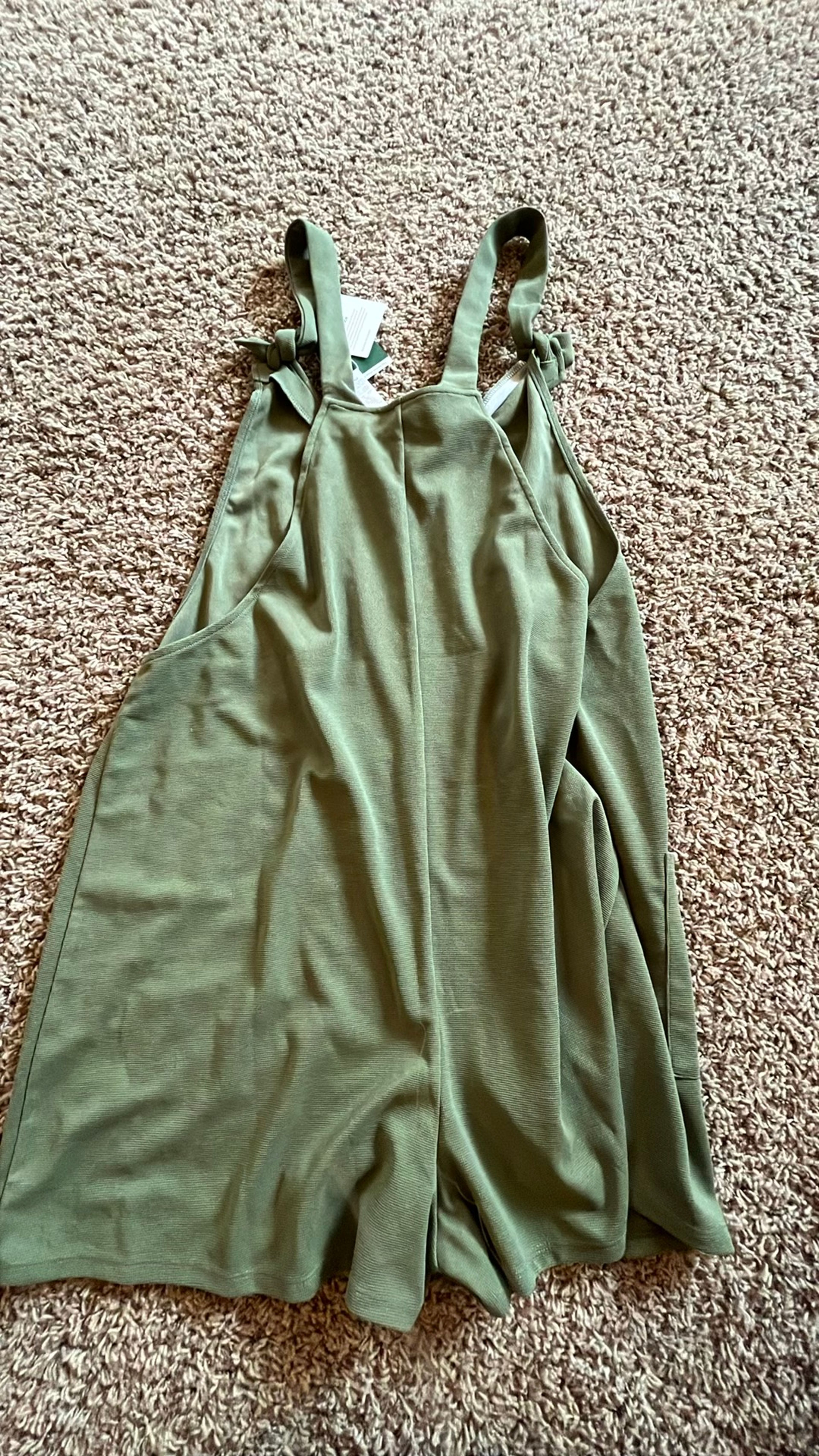 NWT Halara Olive Green Button-Front Romper xl - Image 3