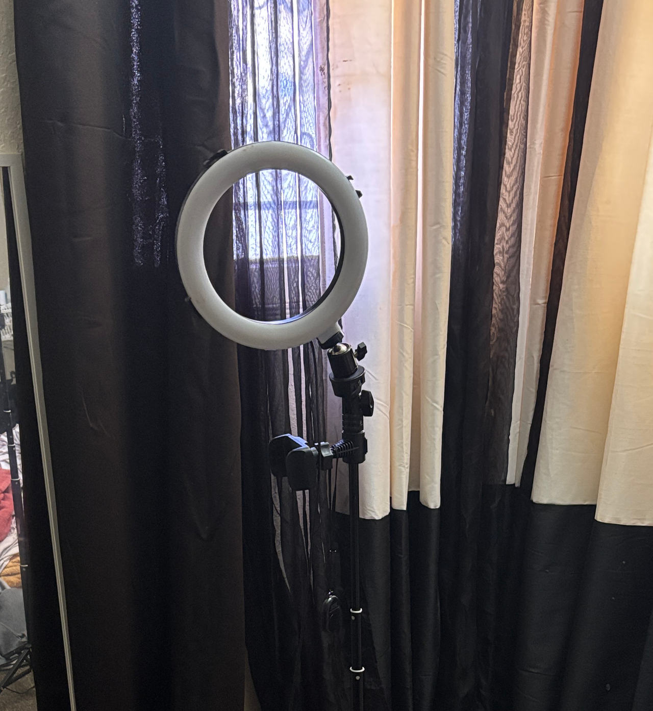 10-inch LED Ring Light with Tripod Stand