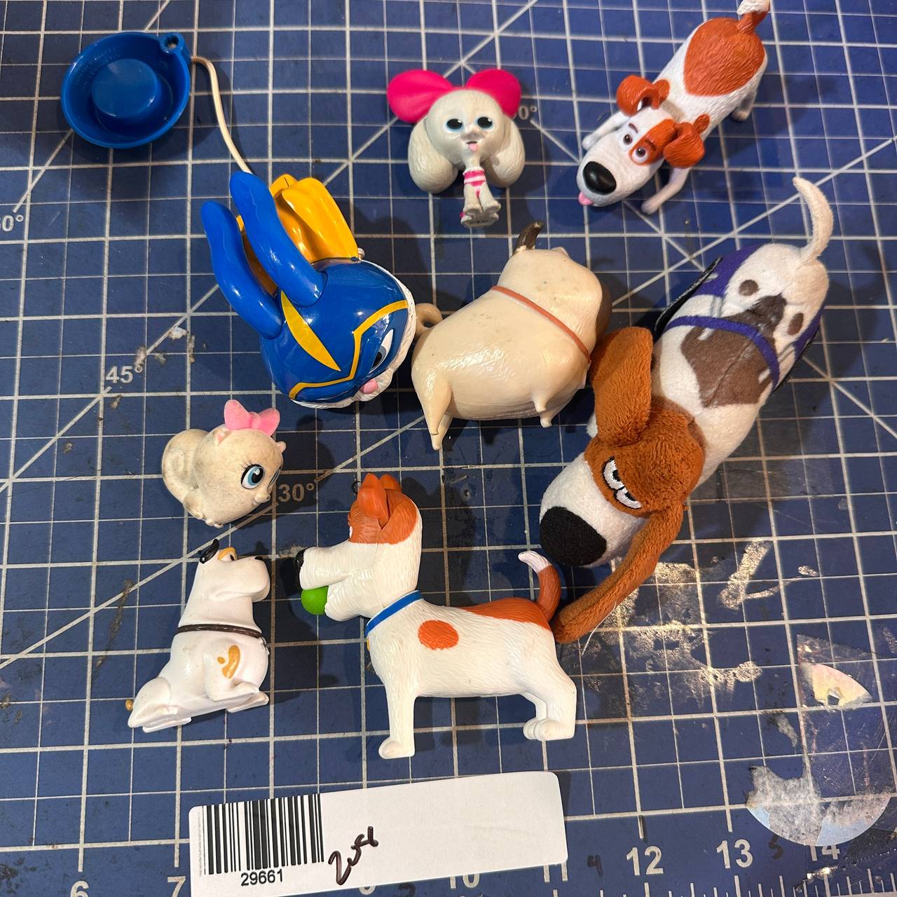 Dreamworks Animation The Secret Life of Pets Mini Figures Lot 208