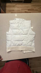 Hollister Puffer Vest - Image 3