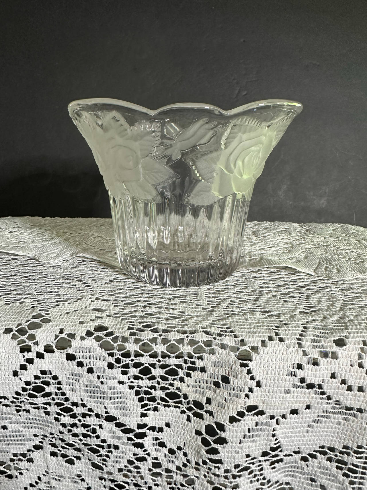 Mikasa Rosella Frosted Rose Crystal Vase