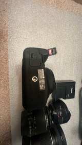 Canon EOS Rebel T7 Camera Bundle - Image 2