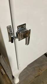 General Electric Monitor Top Refrigerator - Image 2