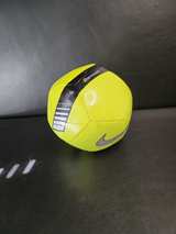 Nike Pitch Training Soccer Ball - Image 4