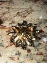 Red Enamel Glitter Poinsettia Christmas Brooch Pin - Image 3