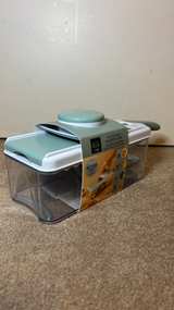 Go Eco Ciroa Adjustable Mandoline Slicer & Grayer New - Image 4