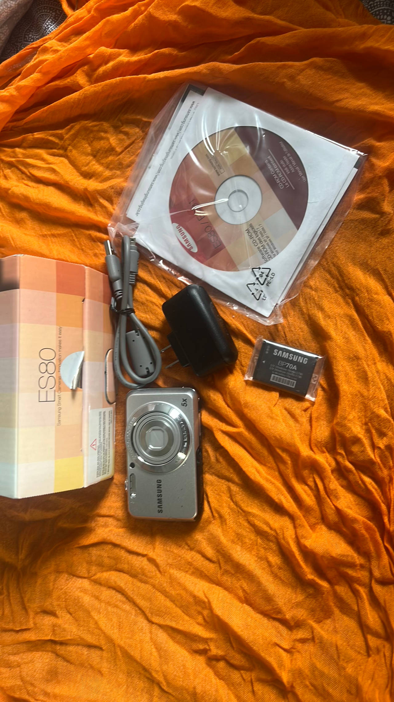 Samsung ES80 Digital Camera