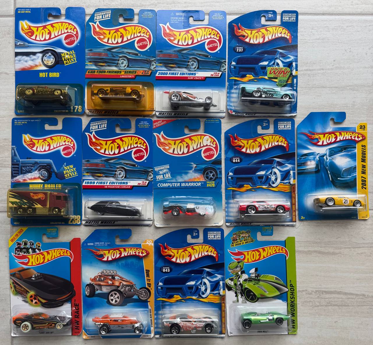 Hot Wheels Vintage Assorted Die-Cast Cars Lot of 13 Ferrari 250 LM