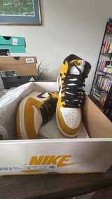 9.5M Air Jordan 1 Retro High OG Yellow Ochre - Image 4