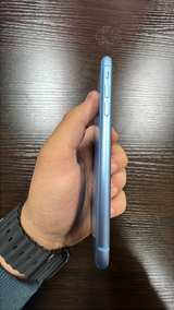 Apple iPhone XR 64GB Blue - Image 5