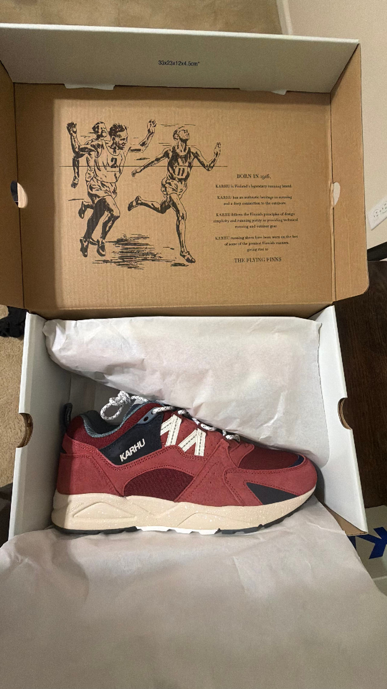 Karhu Fusion 2.0 Mineral Red/Lily White