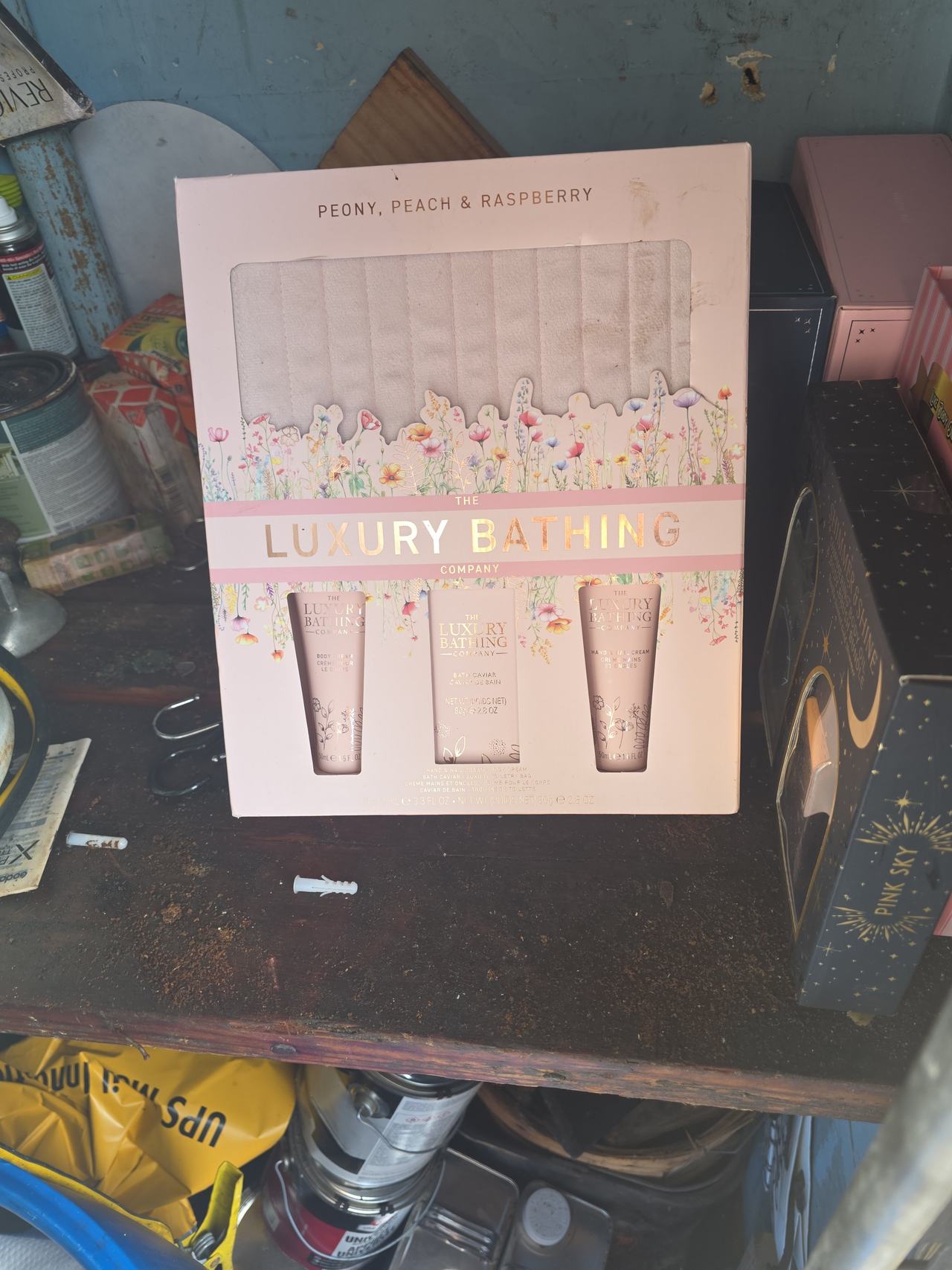 The Luxury Bathing Company Peony, Peach & Raspberry Gift Set