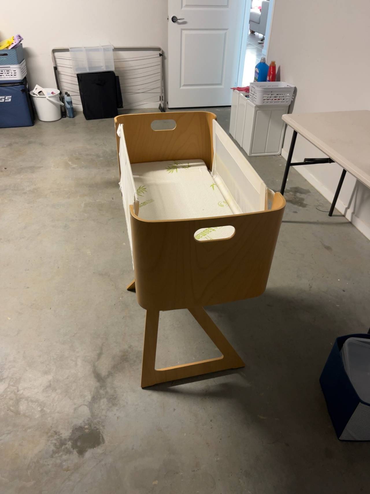 Bednest Deluxe co-sleeper Bassinet White