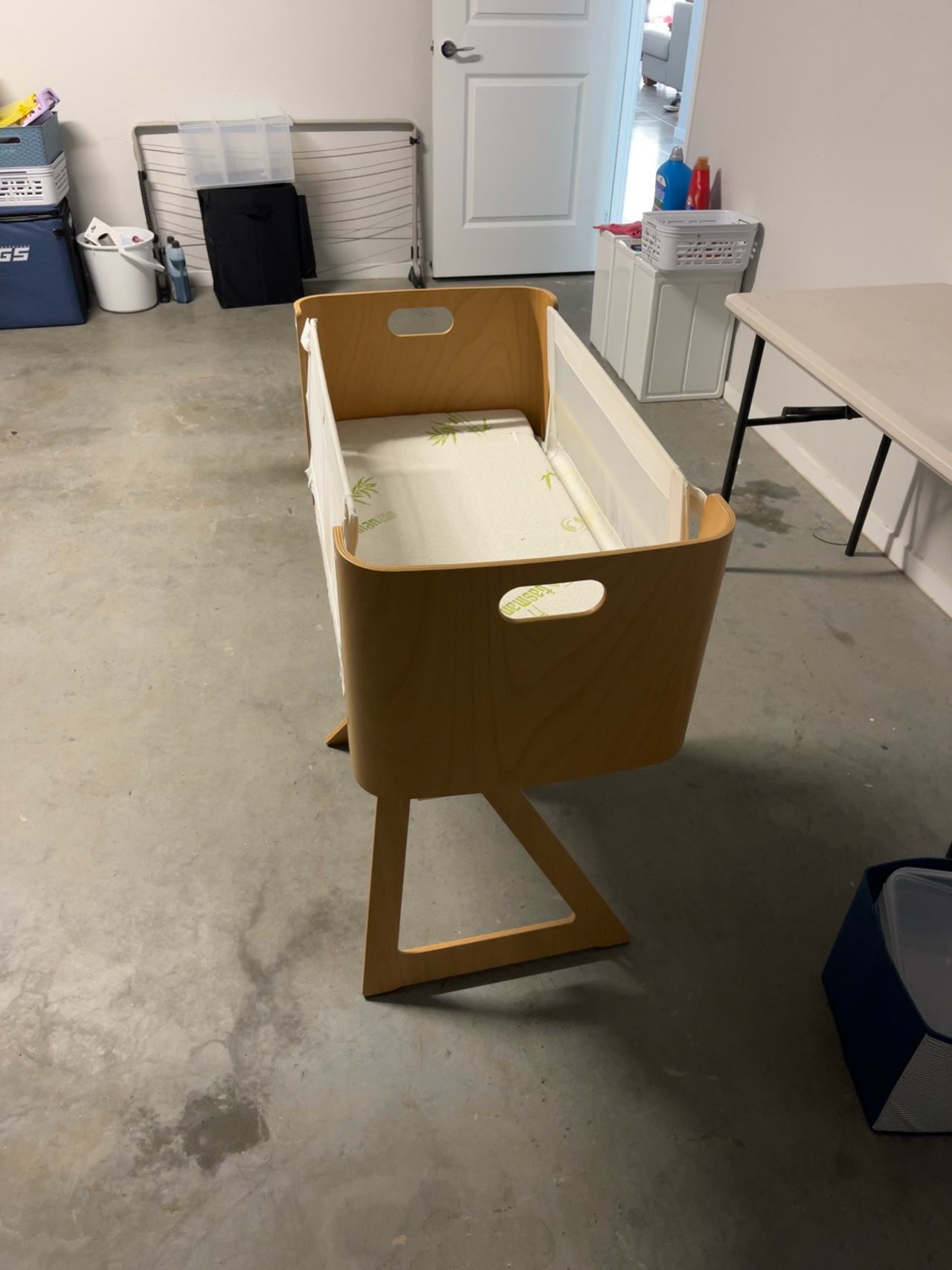 Bednest Deluxe co-sleeper Bassinet White