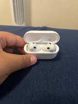 Apple AirPods Pro - Image 1