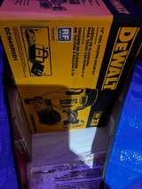DeWalt 20V MAX Cordless Roofing Nailer - Image 1