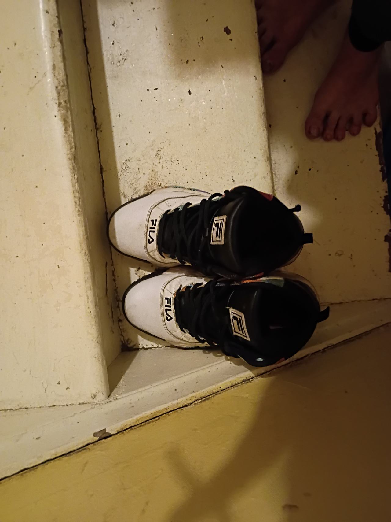 Fila Grant Hill 2 Basketball Shoes