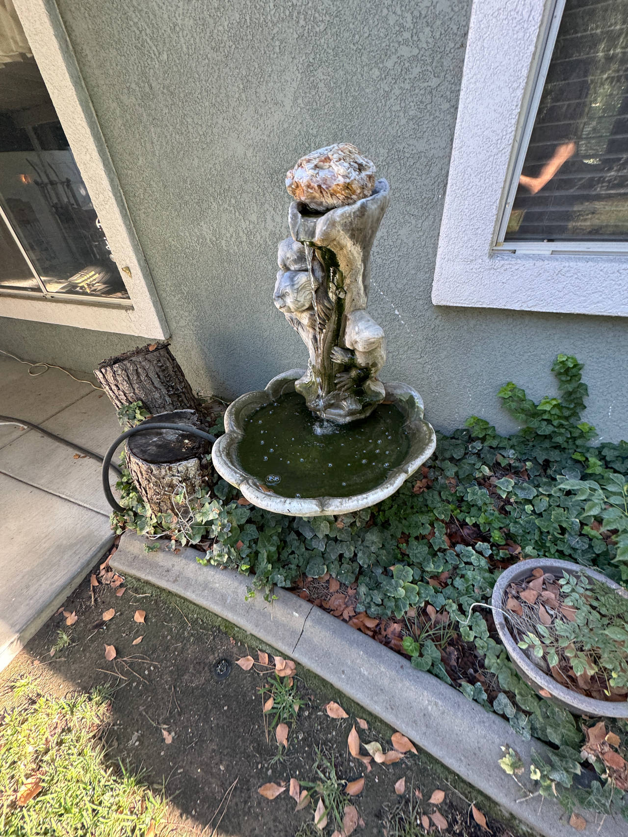 Outdoor Tiered Water Fountain