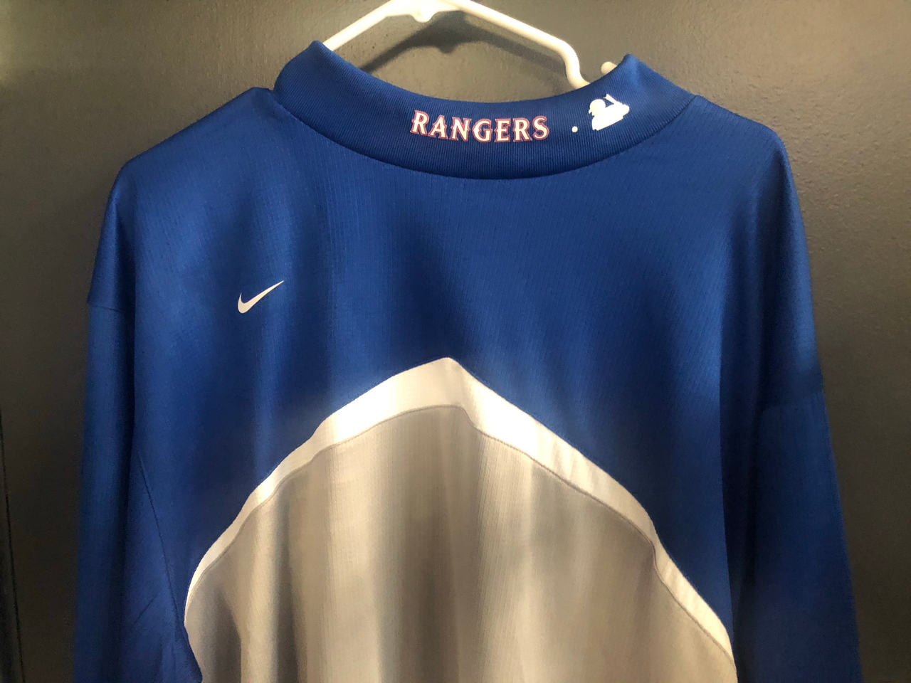 Nike Texas Rangers MLB Mock Neck Pullover Shirt