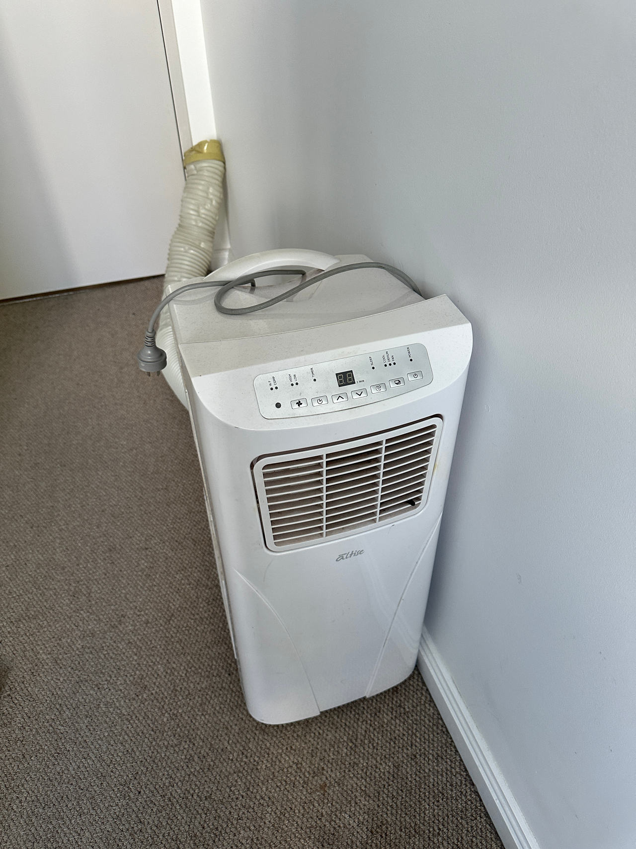 Omega Altise Portable Air Conditioner