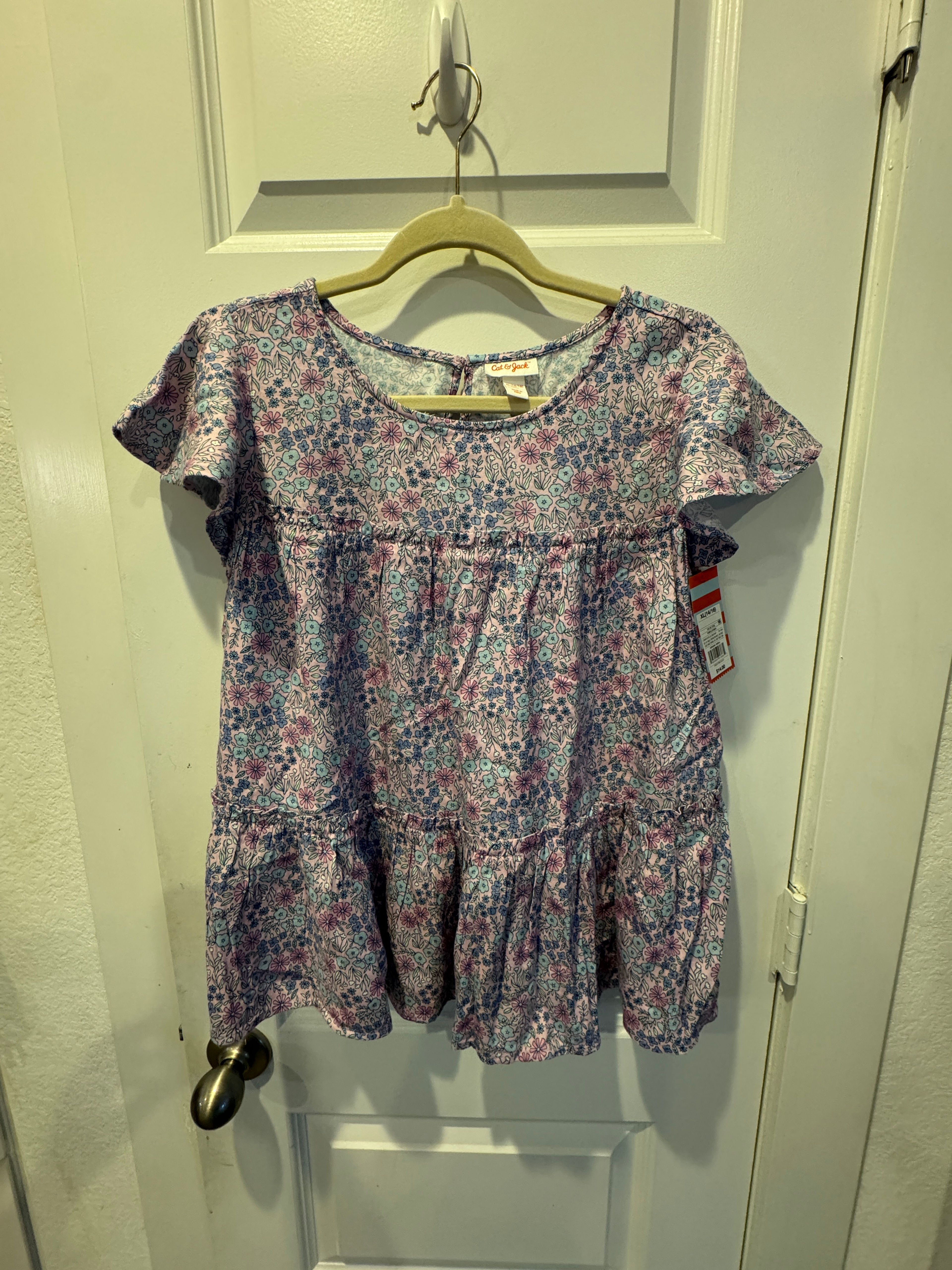 Cat & Jack Girls' Tiered Flutter Sleeve Floral Top