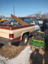 Chevrolet Silverado 6.2L Diesel (Square Body) - Image 5