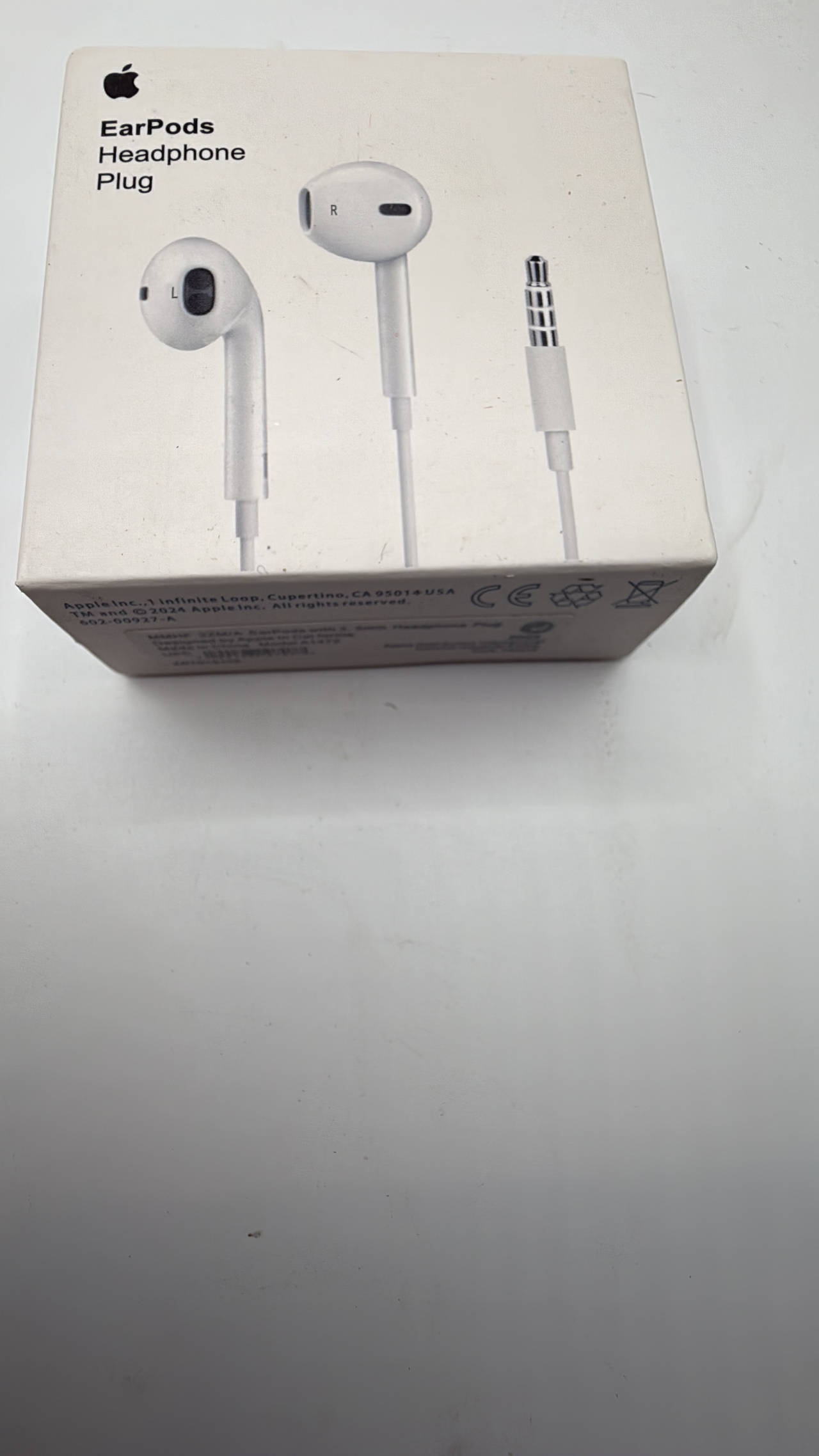 Apple EarPods with 3.5mm Headphone Plug