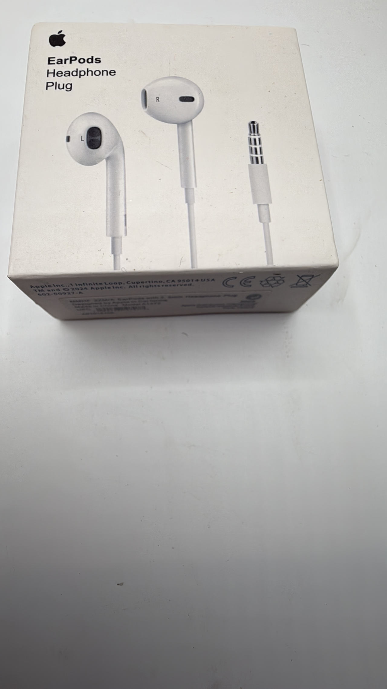 Apple EarPods with 3.5mm Headphone Plug