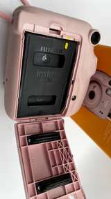 Fujifilm Instax Mini 11 Instant Camera - Pink - Image 2