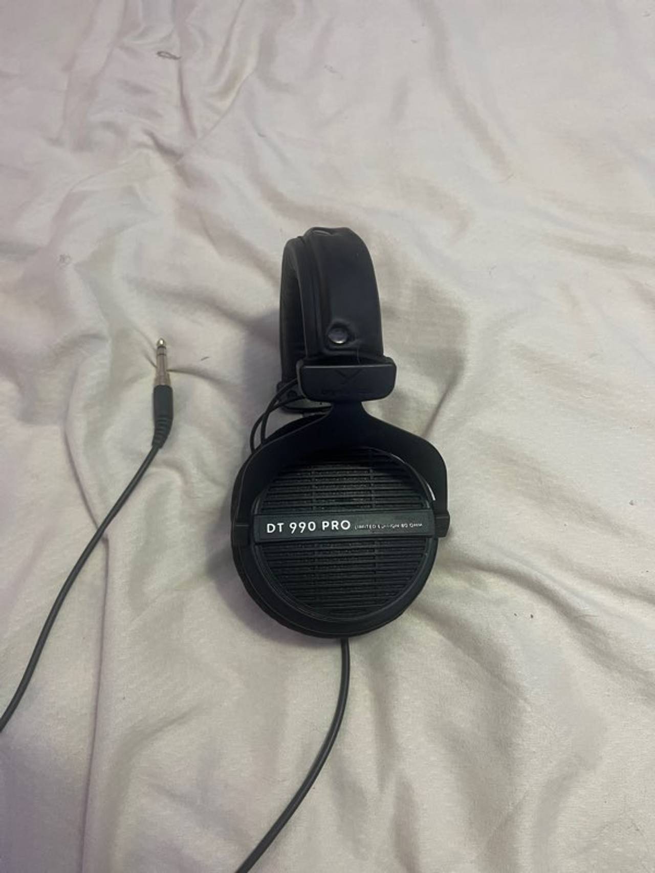 Beyerdynamic DT 990 Pro