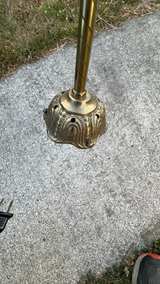 Vintage Brass Gooseneck Desk Lamp manufactured by the Tai Ming company - Image 5