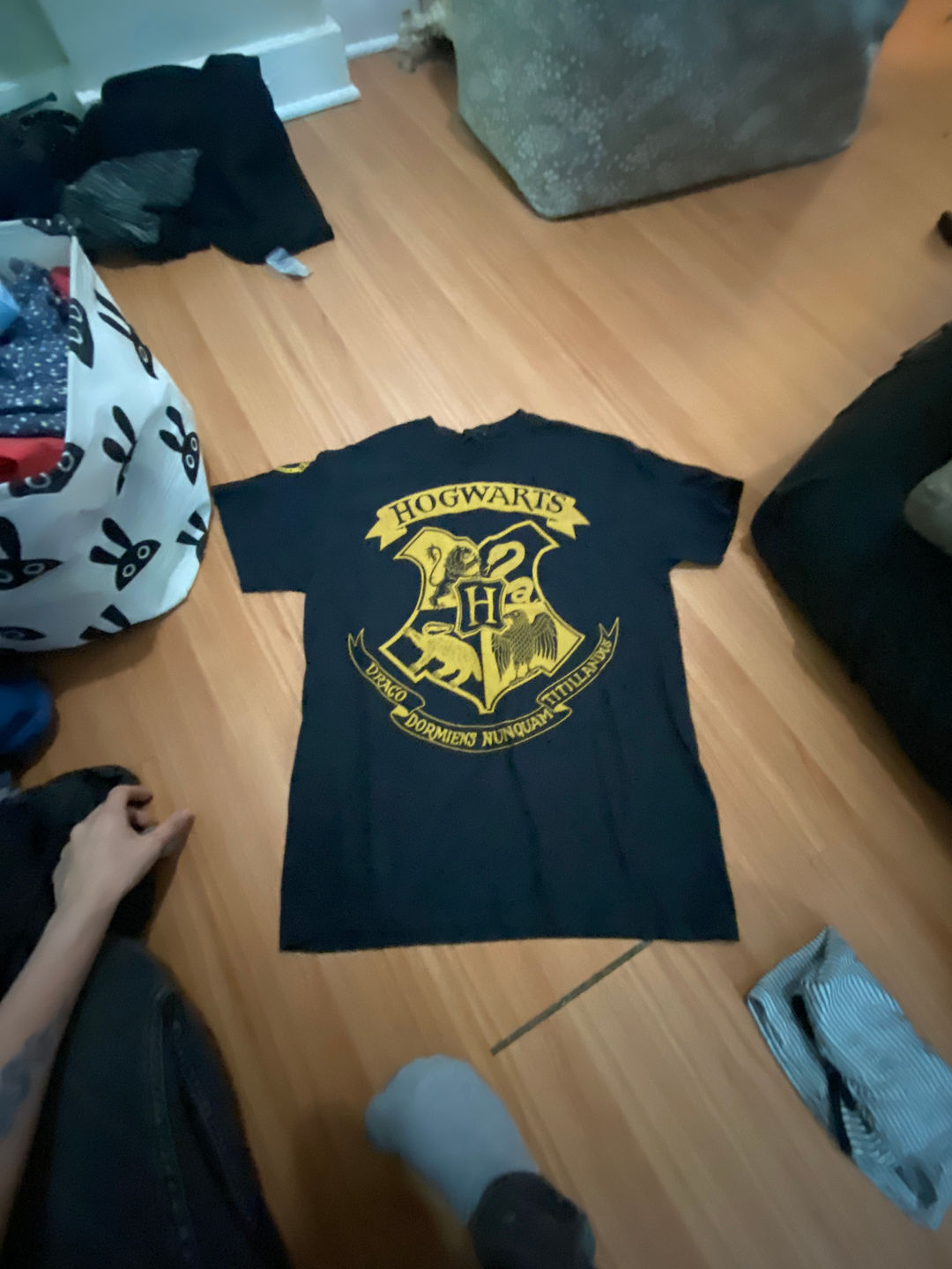 Harry Potter Hogwarts Crest T-Shirt