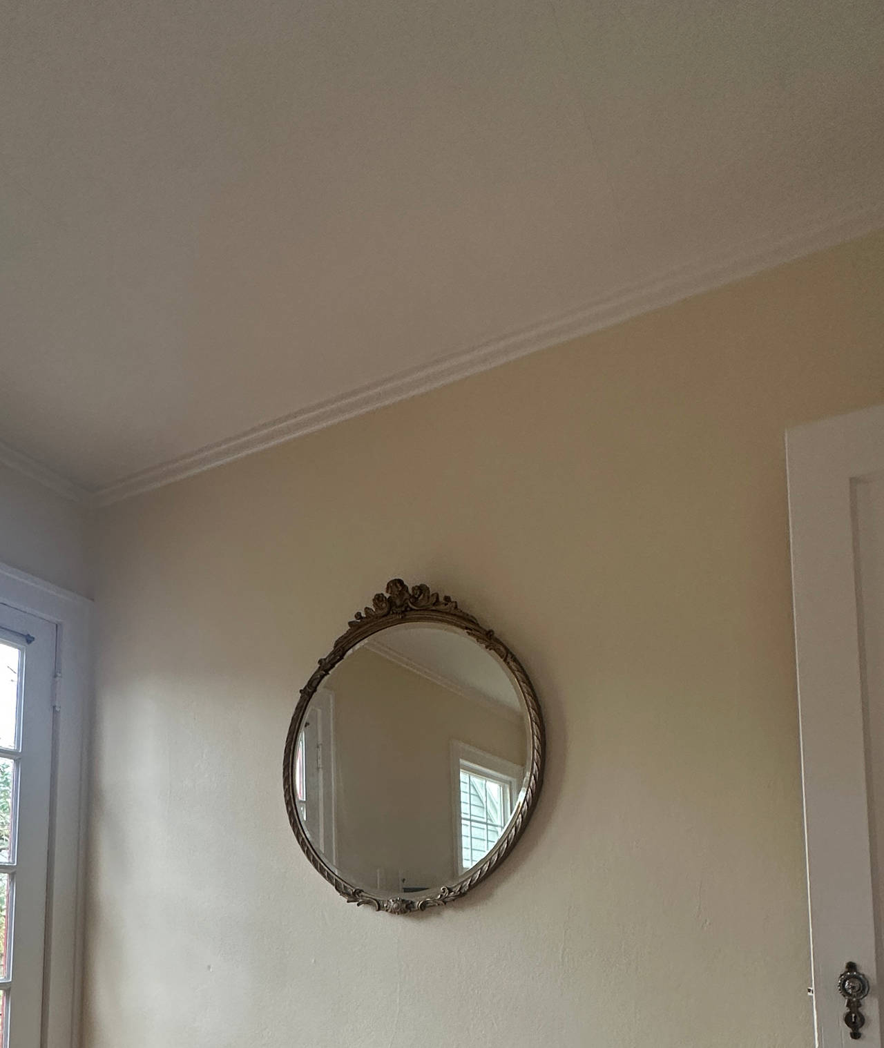 Vintage Style Ornate Oval Wall Mirror