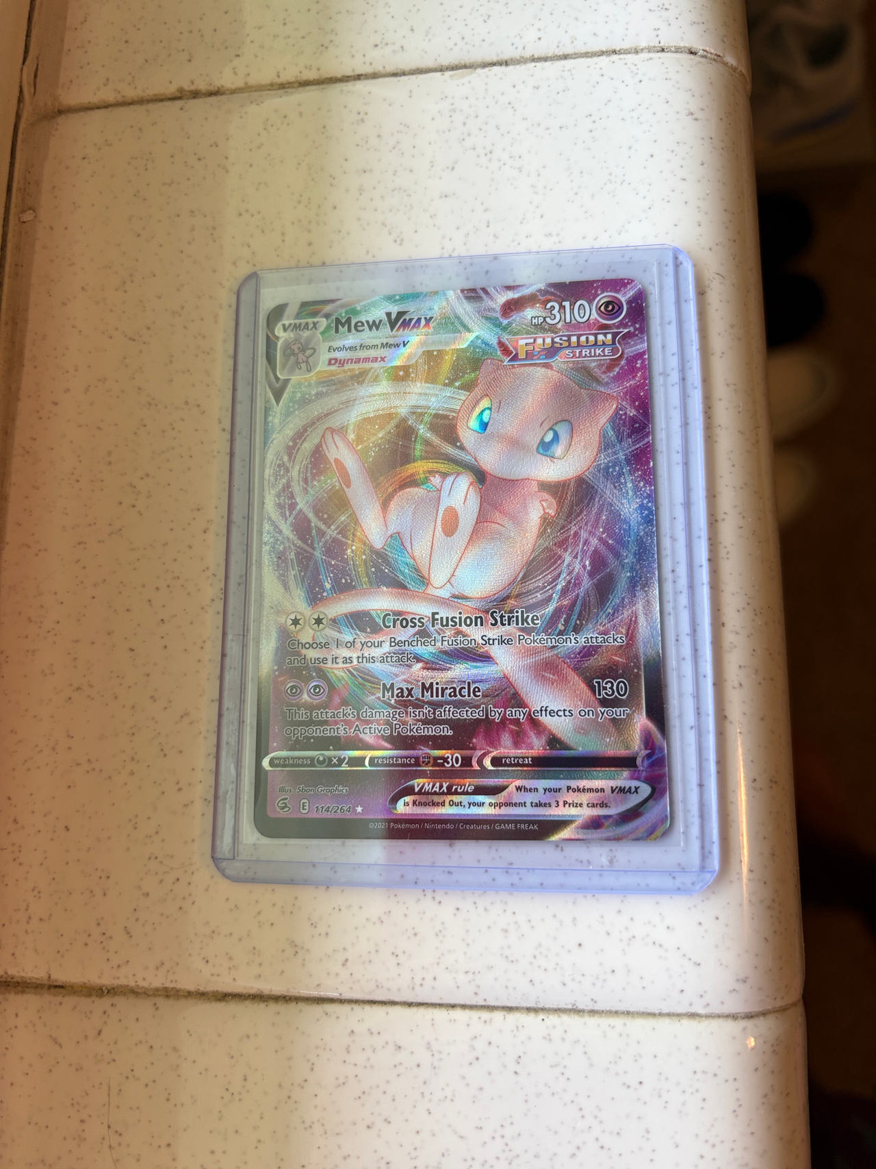 Mew VMAX (Fusion Strike)