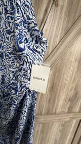 Forever 21 NWT Blue and White Abstract Halter Dress Size 1X - Image 2
