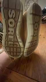 Sorel Explorer Joan Waterproof Boot. Good condition size Women’s 10- - Image 5