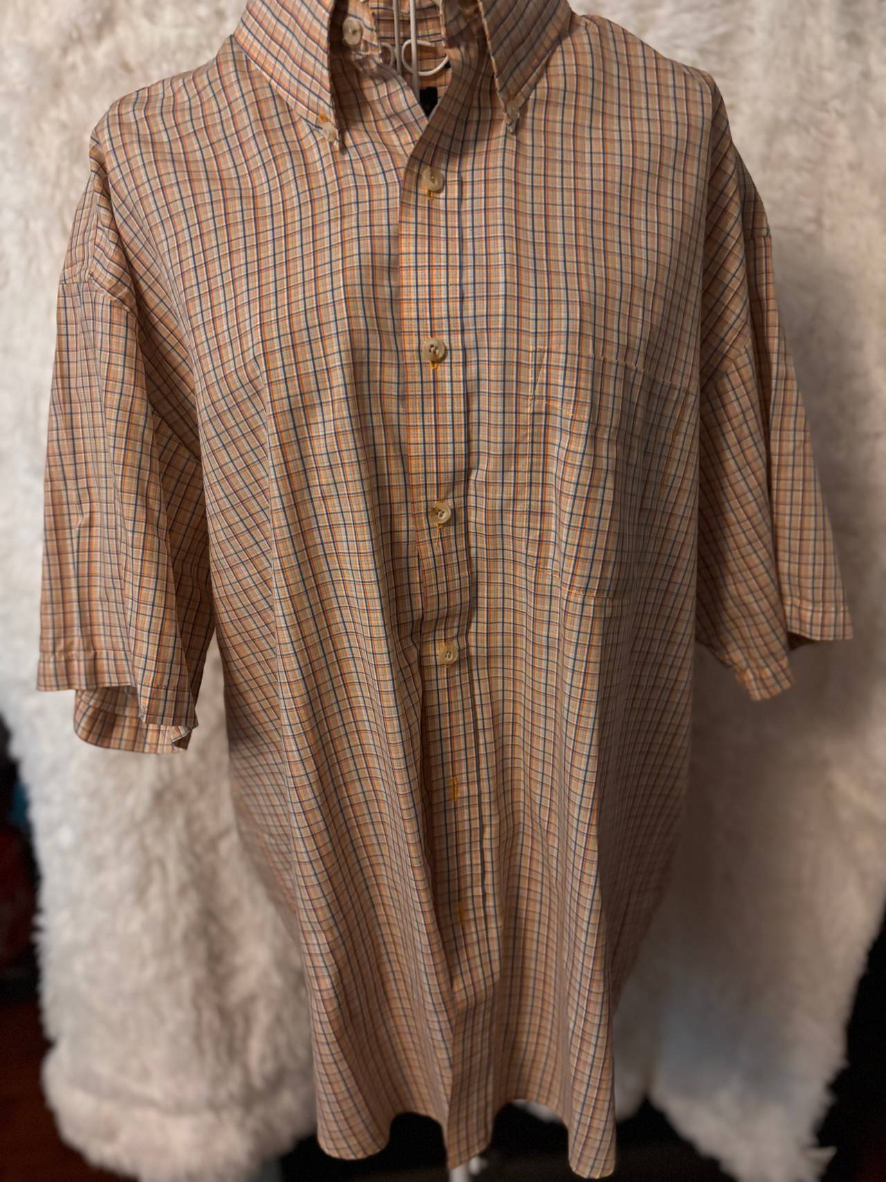 Van Heusen Men's Short Sleeve Plaid Button Down Shirt