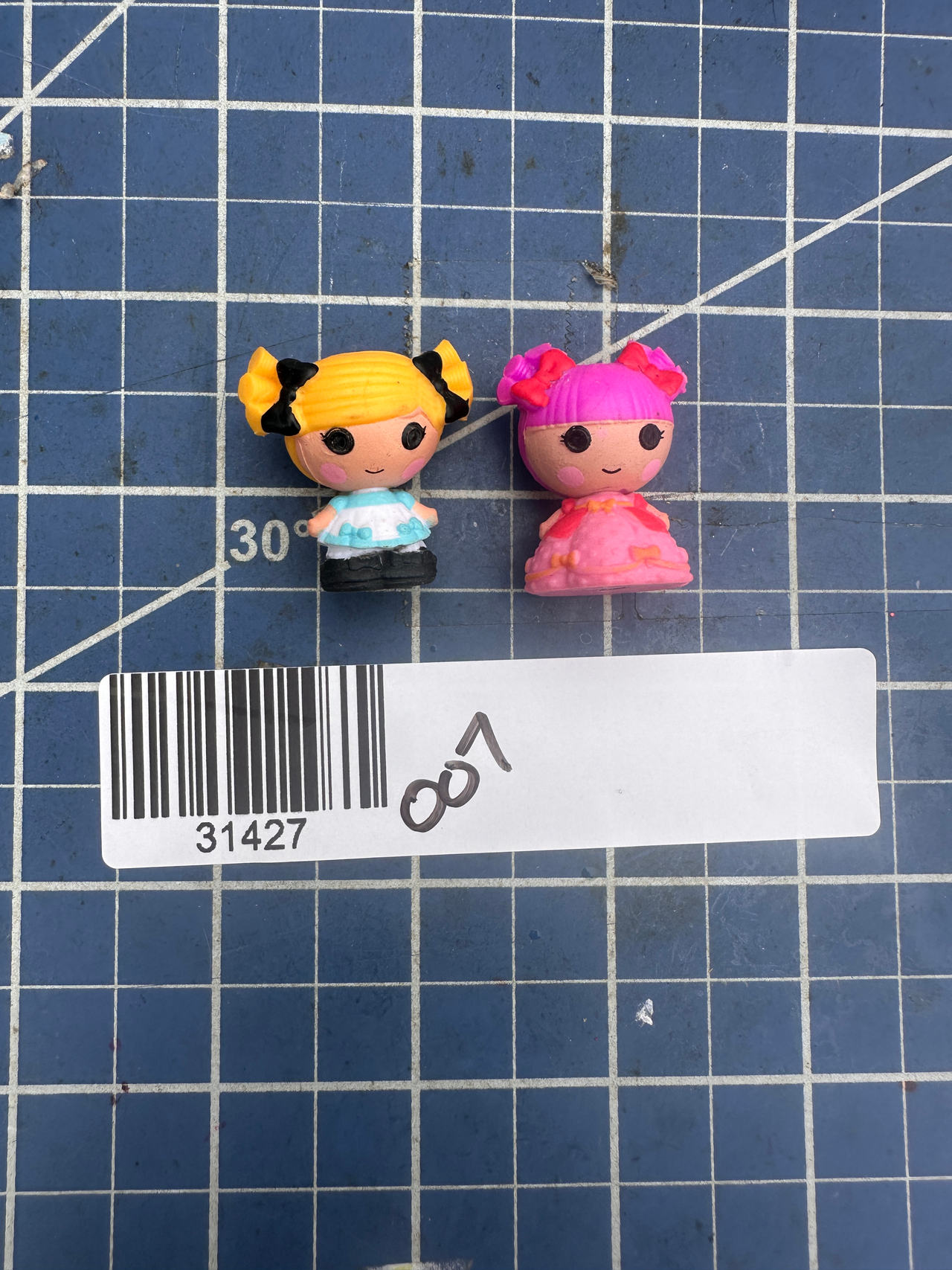 Lalaloopsy Tinies Figures Suzette La Sweet and Alice in Lalaloopsyland 007