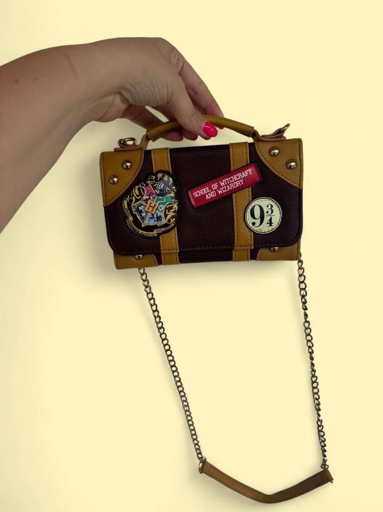 Bioworld Harry Potter Hogwarts Trunk Crossbody Bag
