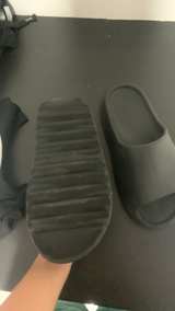 adidas Yeezy Slide Onyx - Image 3