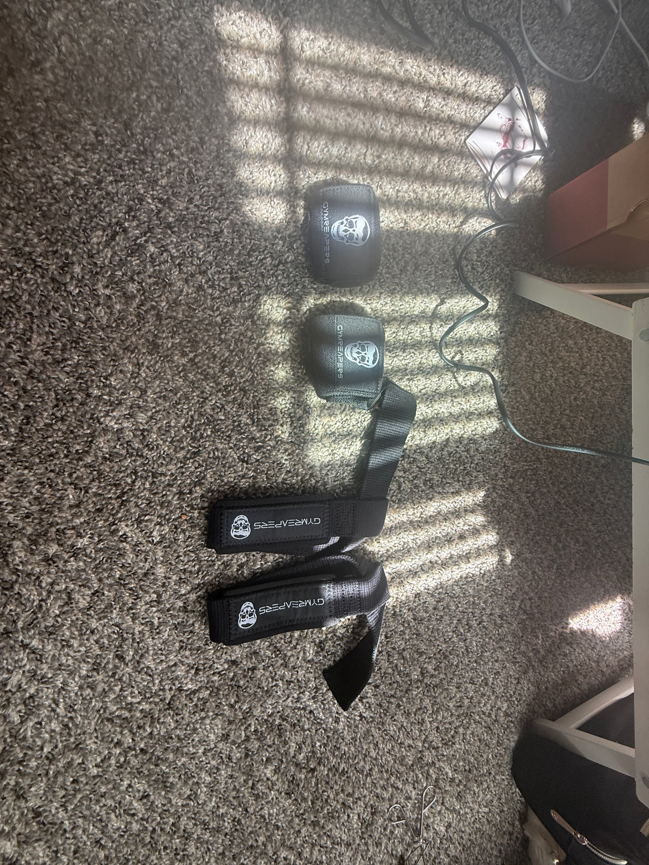 Gymreapers Lifting Straps and Wrist Wraps Set