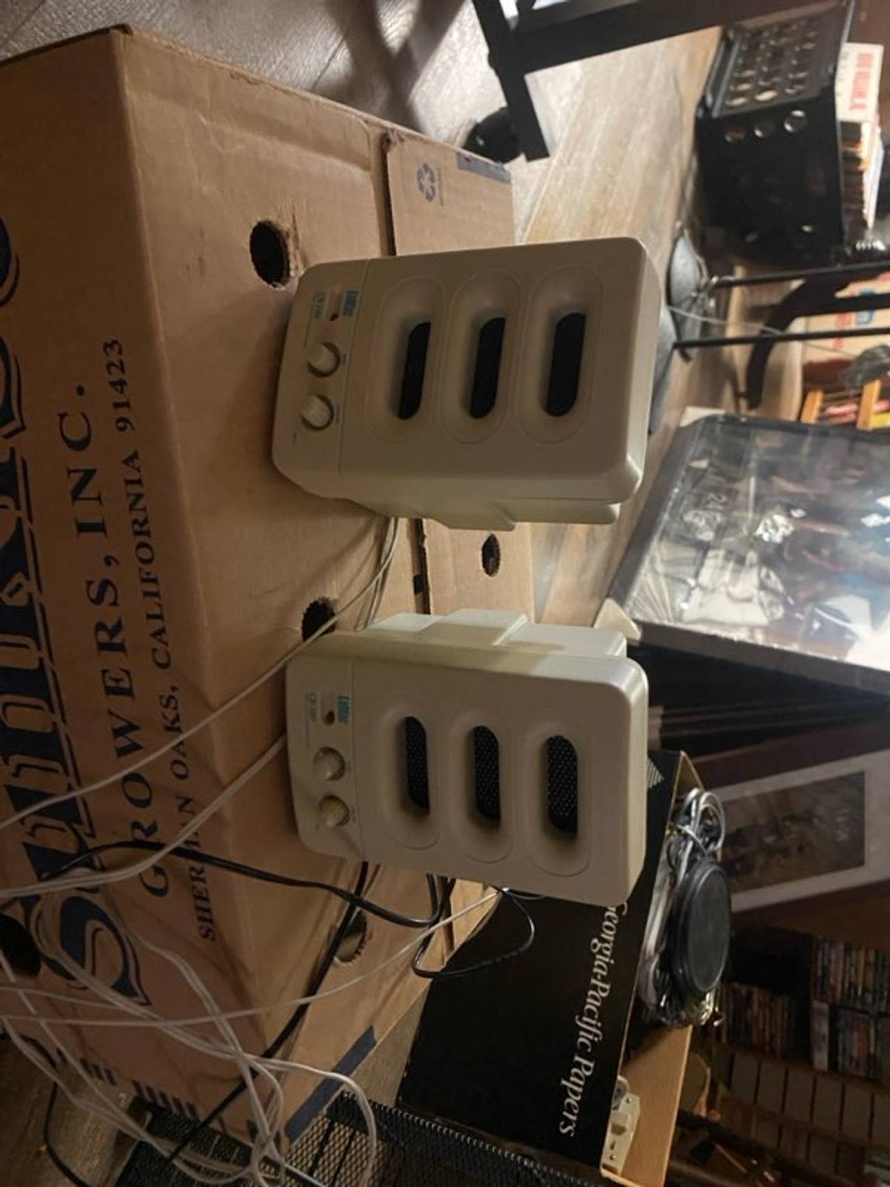 Labtec LCS-1012 Computer Speakers