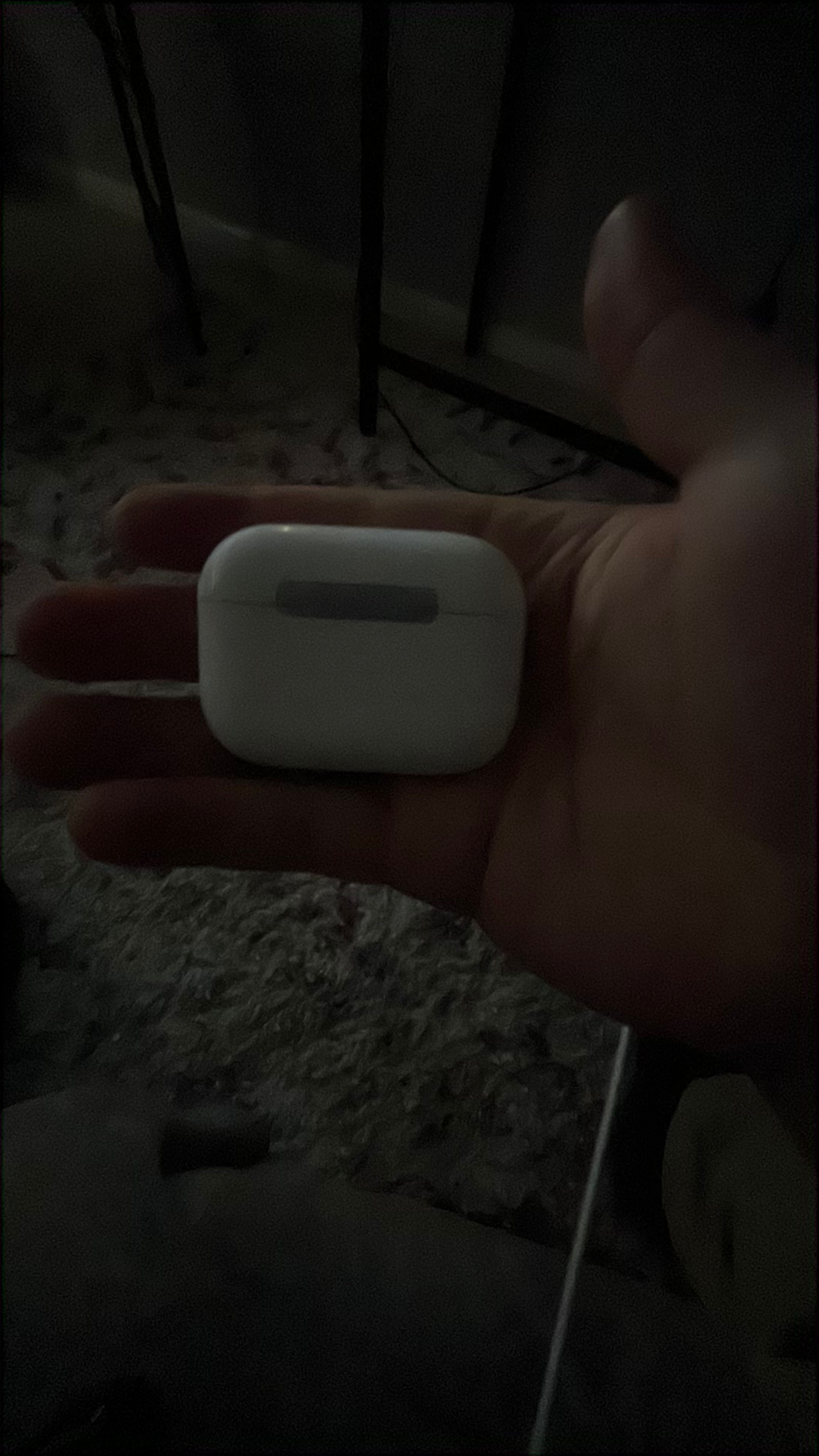 Apple AirPods Pro - Image 3